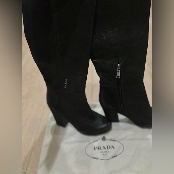 Sz 6 Prada Boot Great Condition retail around $1000 usd - Picture 3 of 8